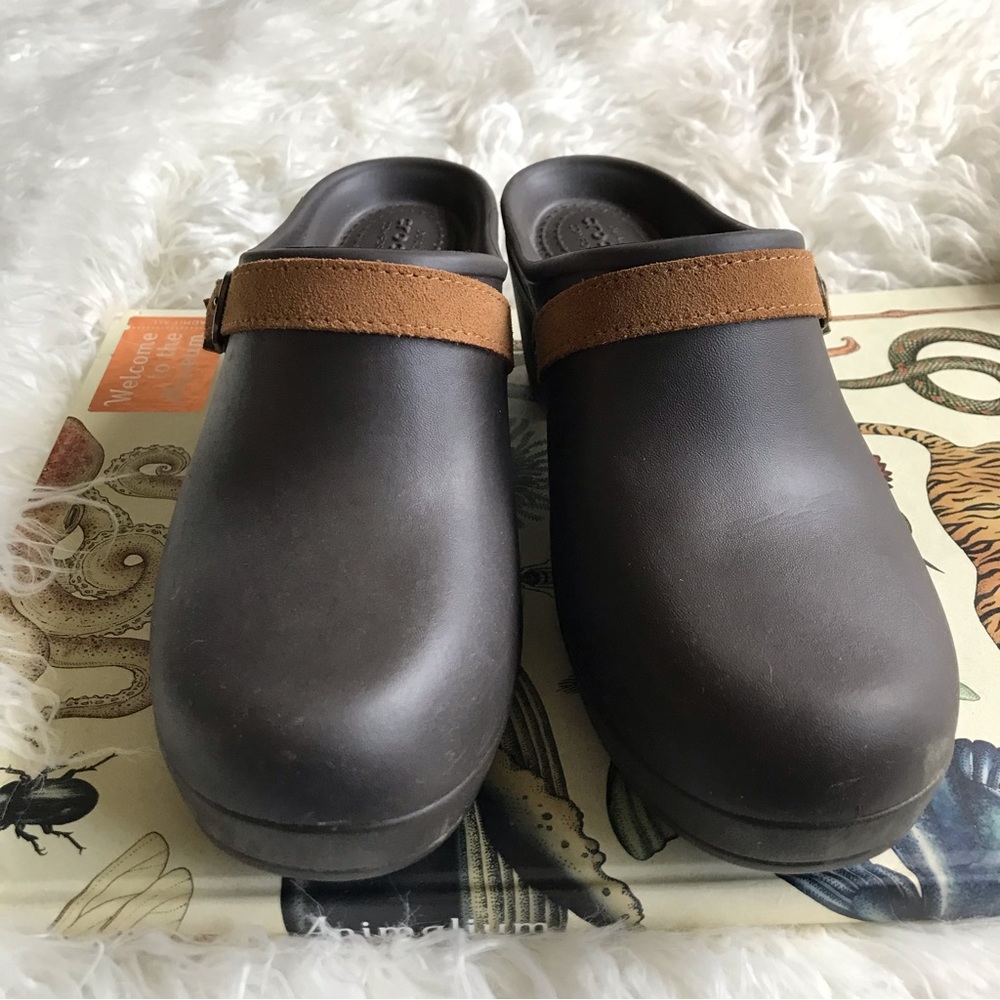 Crocs Sarah Clog Espresso Strap Crosslite - Picture 2 of 7
